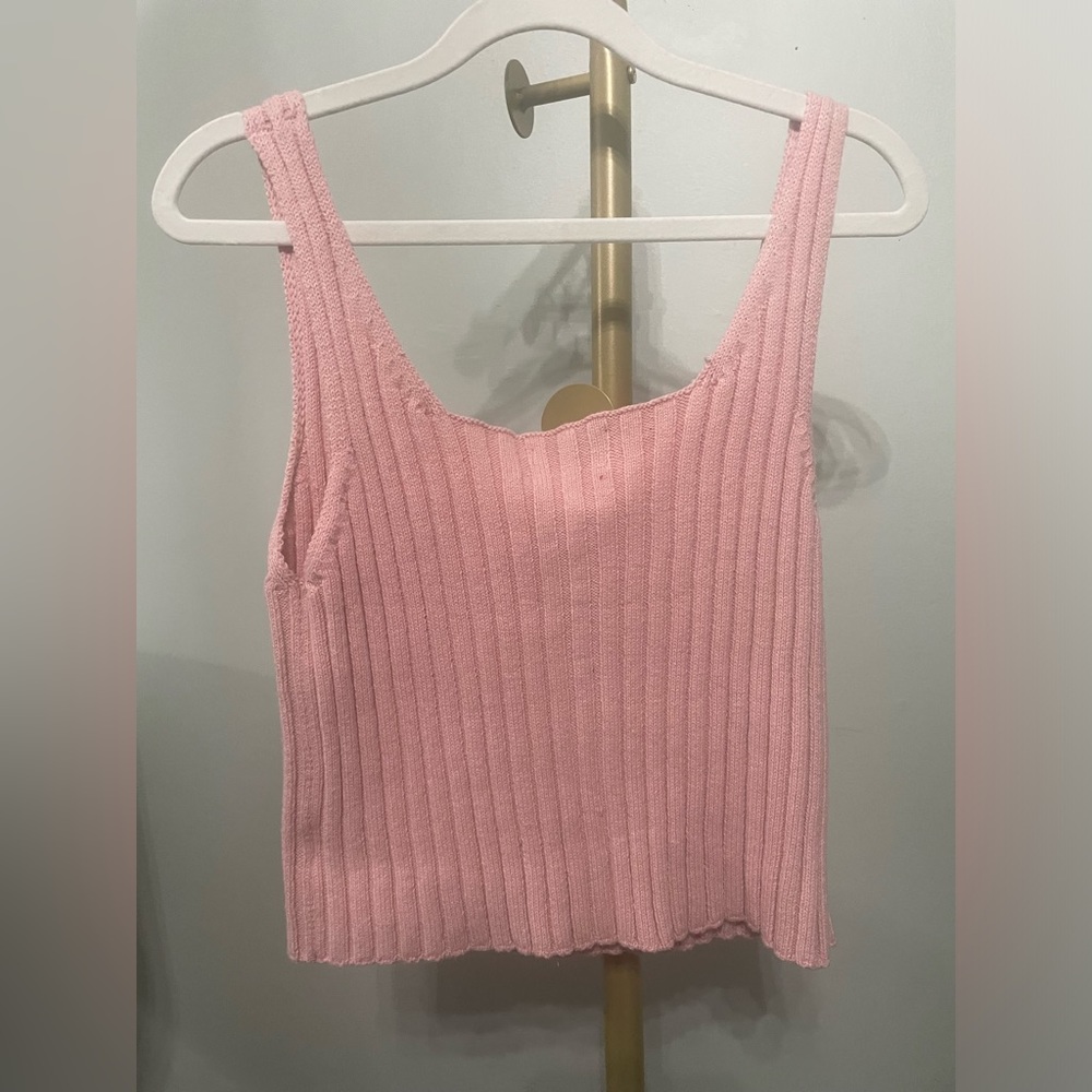 NWT June & Ivy crop sweater tank size medium - Picture 2 of 3
